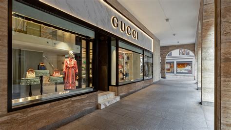 gucci lugano email|Gucci, Via Nassa 2, Lugano (2024) .